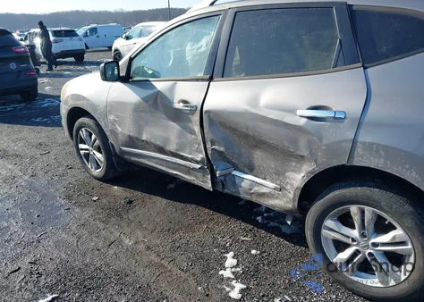 2015 Nissan Rogue Select S из США, поврежденный, VIN JN8AS5MV0FW761168